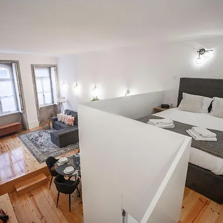Wonderful Downtown Studio By Lovelystay * Porto
